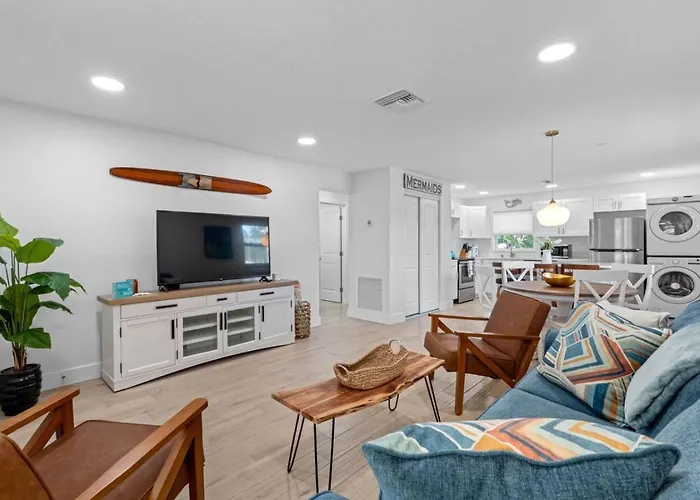 August Pet Friendly And Hot Tub A Casa rural Clearwater Beach