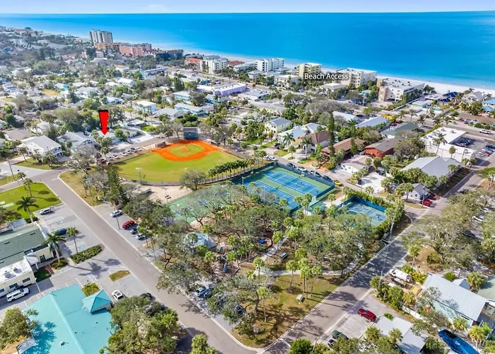 August Pet Friendly And Hot Tub A * Clearwater Beach